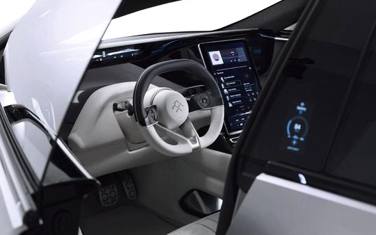 Faraday Future FF 91内饰官图发布